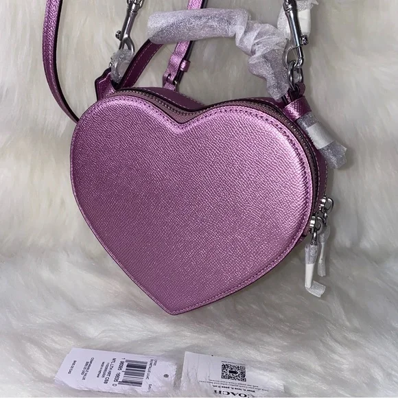 Coach Heart Crossbody New - Picture 10 of 15